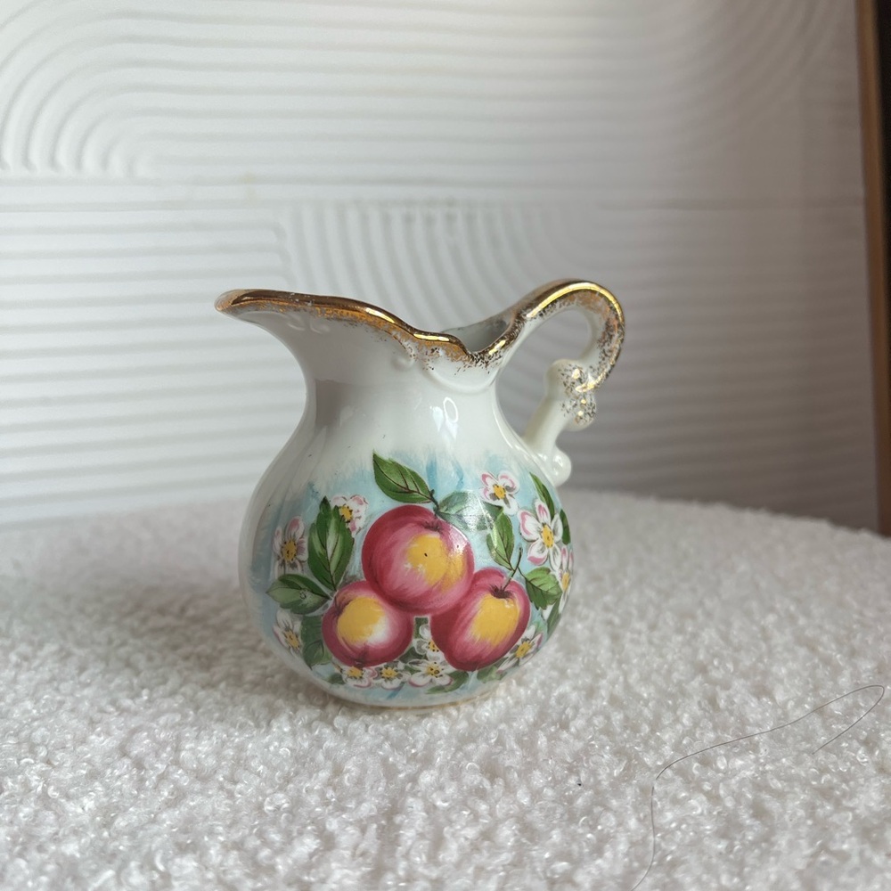 Vintage Floral Ceramic Creamer Picther with Gold Accents ✨